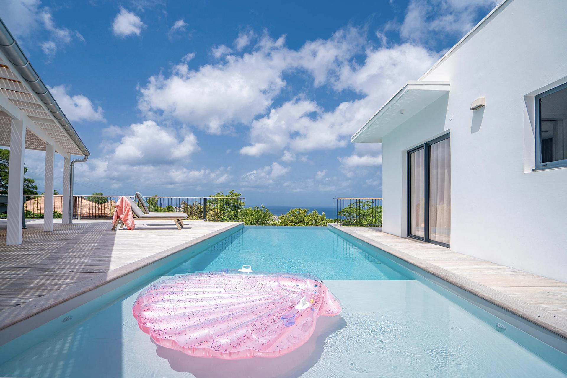 2 Location villa avec piscine centre de la Martinique piscine